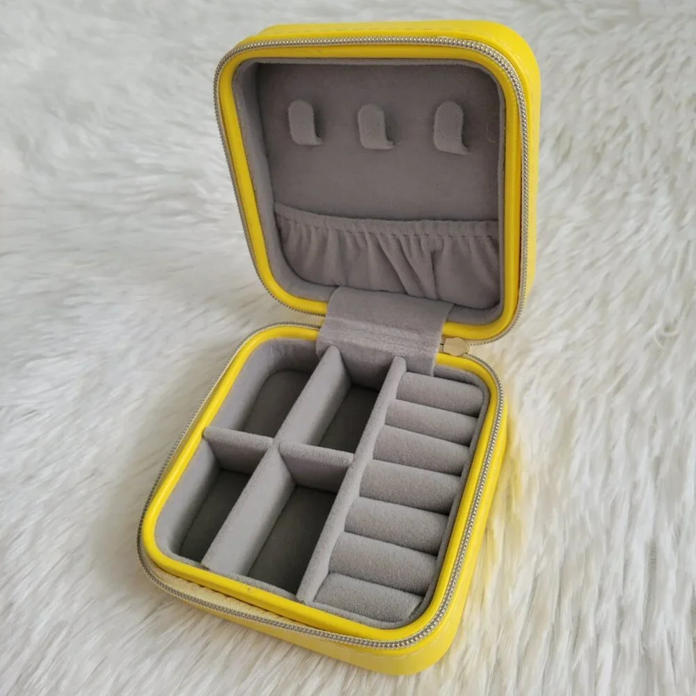 Looney Toons Tweety Bird Jewelry Storage Box